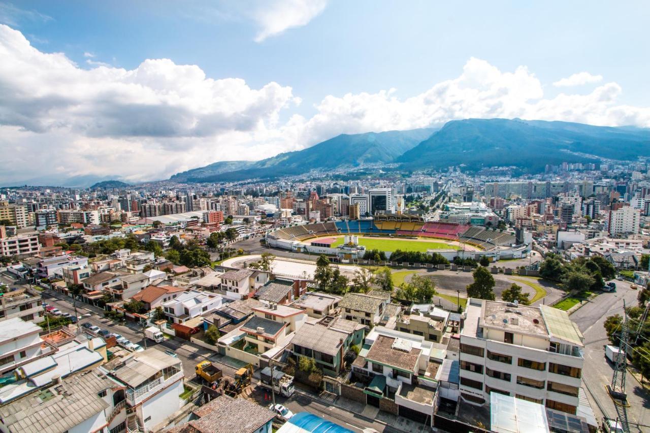 Stanford Suites Hotel Quito Exterior foto