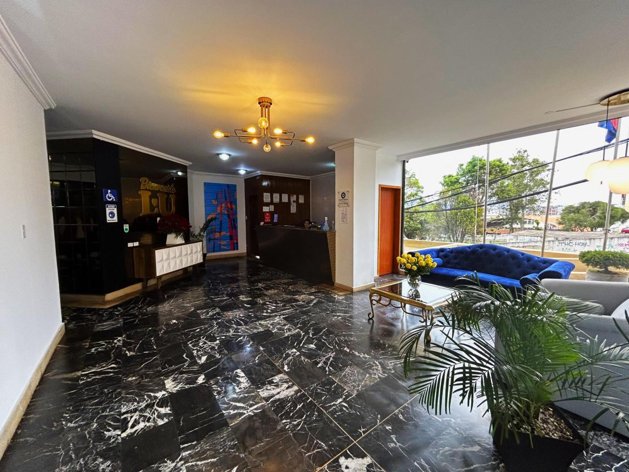 Stanford Suites Hotel Quito Exterior foto