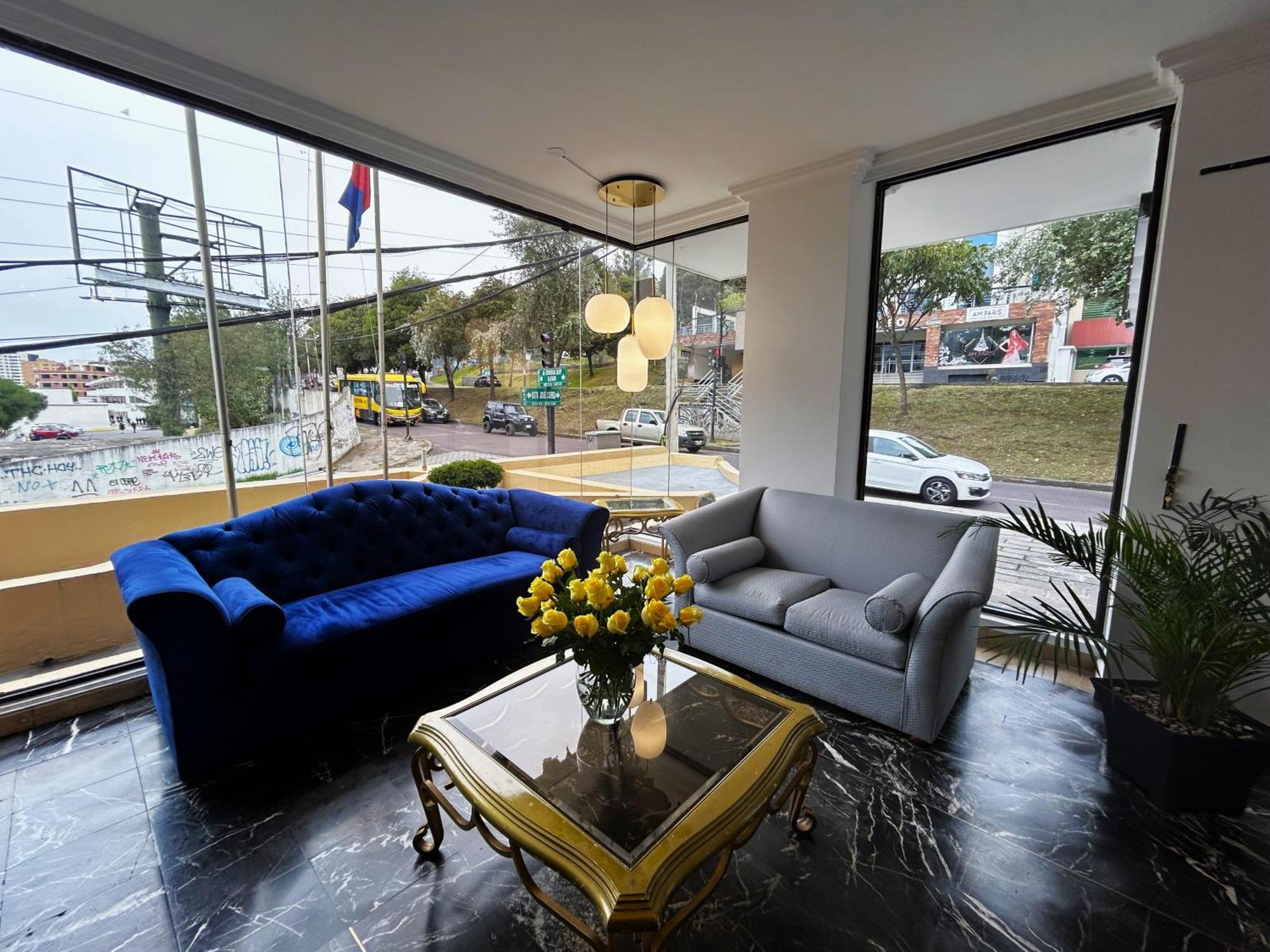Stanford Suites Hotel Quito Exterior foto