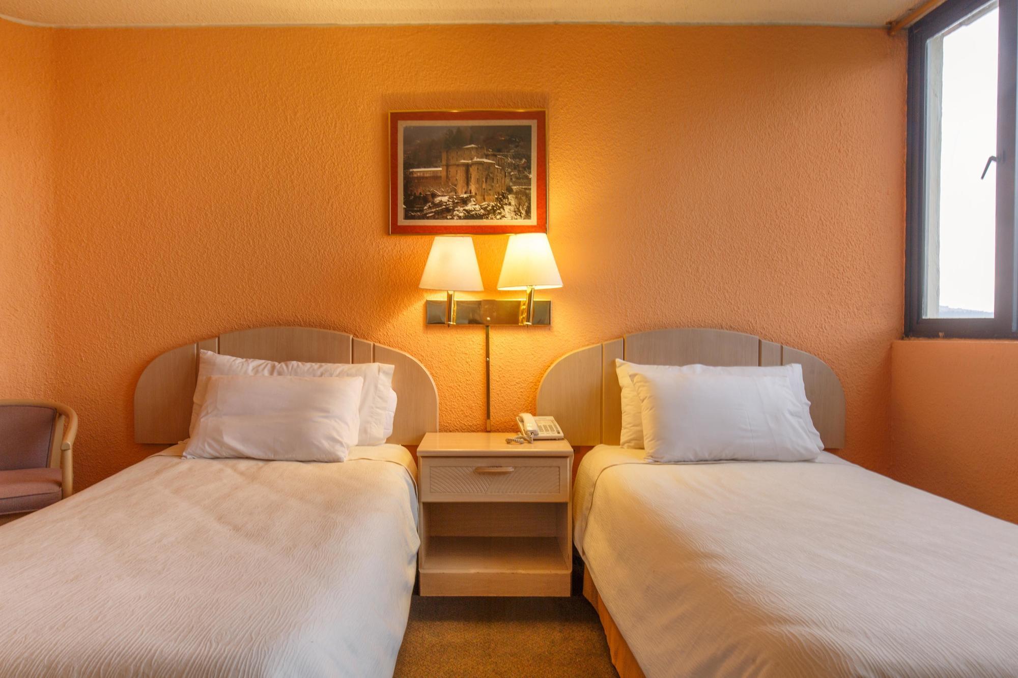 Stanford Suites Hotel Quito Exterior foto
